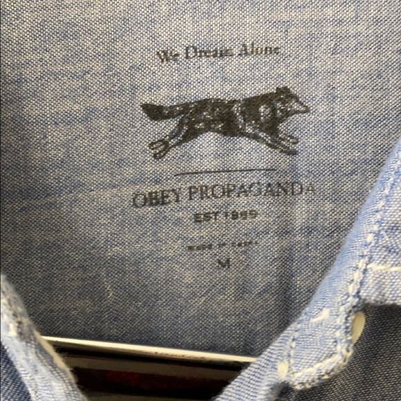 Button down top - Picture 3 of 3